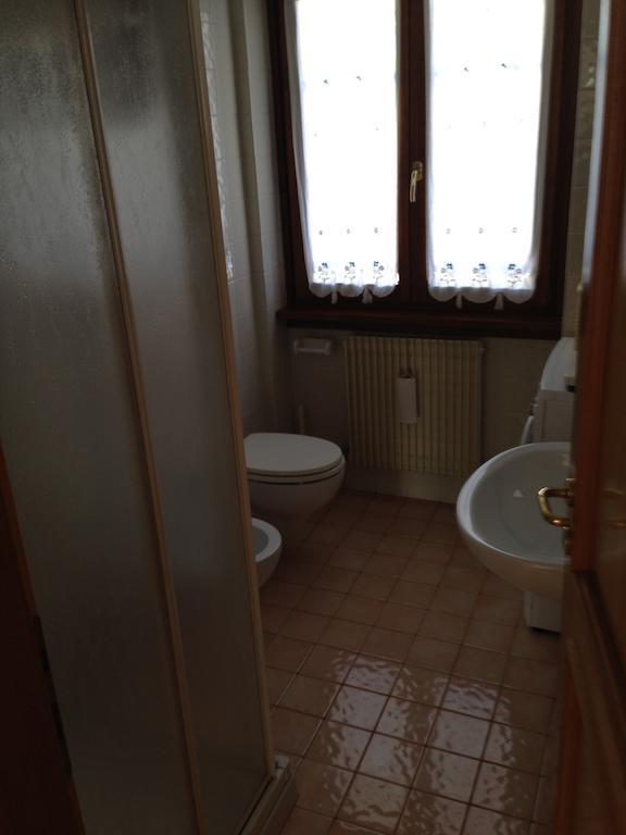 Апартаменти Chalet Madonna Di Campiglio Cin Itzero22143C2Qnjk2Ace Cipat Zero22143-At-Zero69206 Номер фото