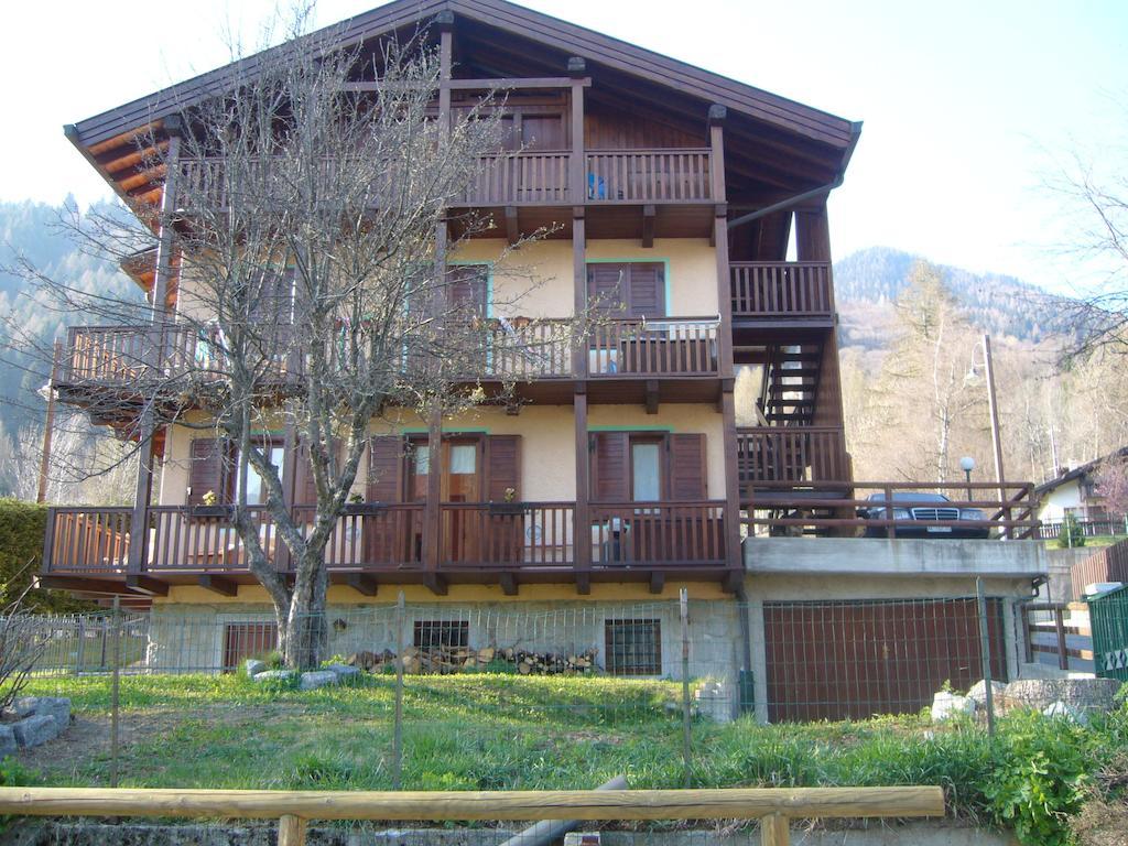 Апартаменти Chalet Madonna Di Campiglio Cin Itzero22143C2Qnjk2Ace Cipat Zero22143-At-Zero69206 Номер фото